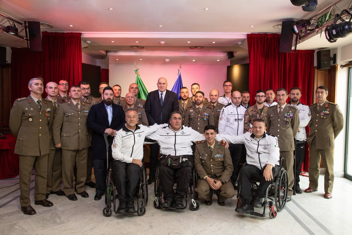 Ministero Difesa tweet media