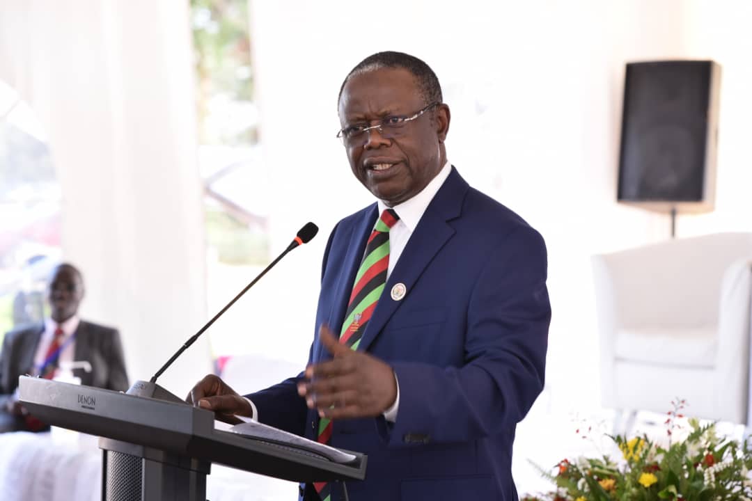 BasalirwaJB's tweet photo. "Besides yourself, only God knows what is on your mind and in your heart. If you have to say something to anybody, make sure it will achieve your objectives and also build better relationships. Otherwise, you're better off keeping Silent"
~Prof. @jwbalunywa #HBDProf
#BASALIRWAJB https://t.co/4XBWaDMHXd