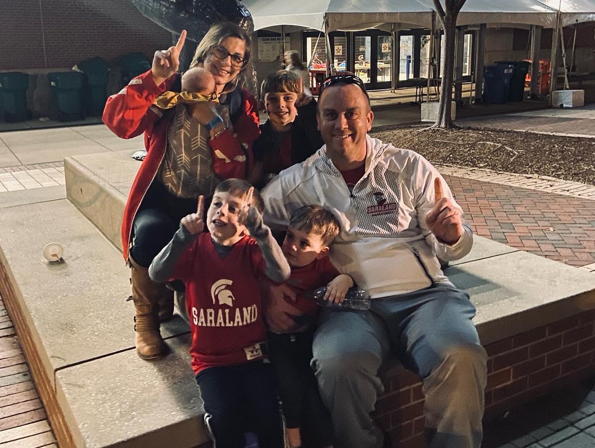 Laprater02's tweet photo. Spartans win! 
What a great night for our community, our school system, and our student body.  We are all in this together, little Spartans, big Spartans, and everyone in between.  That’s what makes Saraland great.  
#TogetherWeAreSpartans #UniteTheLand 
@SaralandSchools https://t.co/ojZu8iGlOq