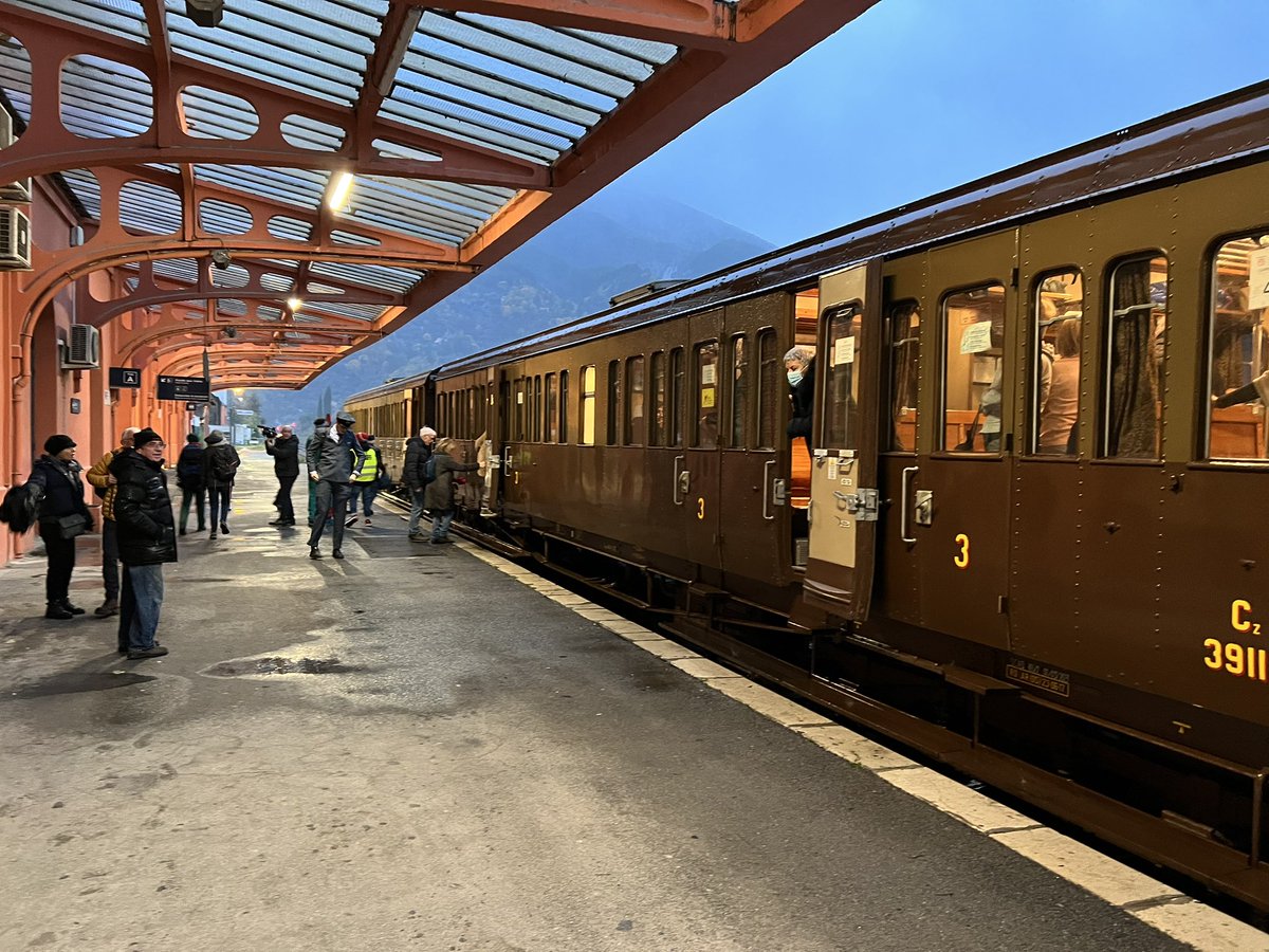 Circulation historique spéciale franco-italienne entre Ventimiglia Breil sur roya Tende Limone et Borgo San Dalamazzo organisée par l’écomusée du train des merveilles et la Fondazionne <a href="/fsitaliane/">Ferrovie dello Stato Italiane</a> <a href="/unecto_info/">UNECTO</a>
