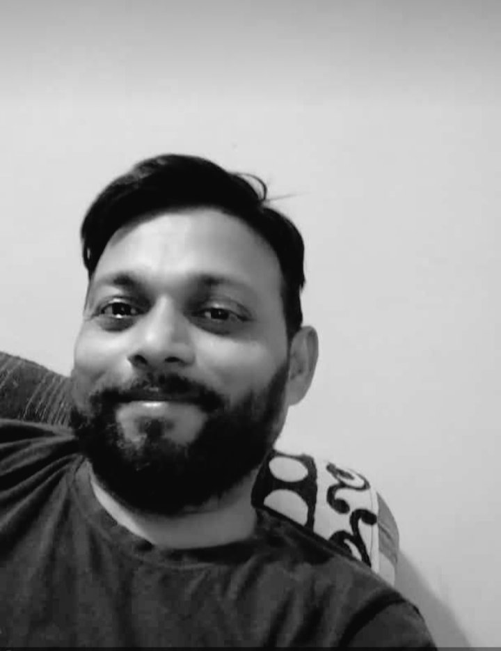 ManakSingh3333's tweet photo. अपने परिवार के इतिहास के पन्नो में जाने से पहले आना इतिहास बना डालो ! https://t.co/OAMMrjqG53