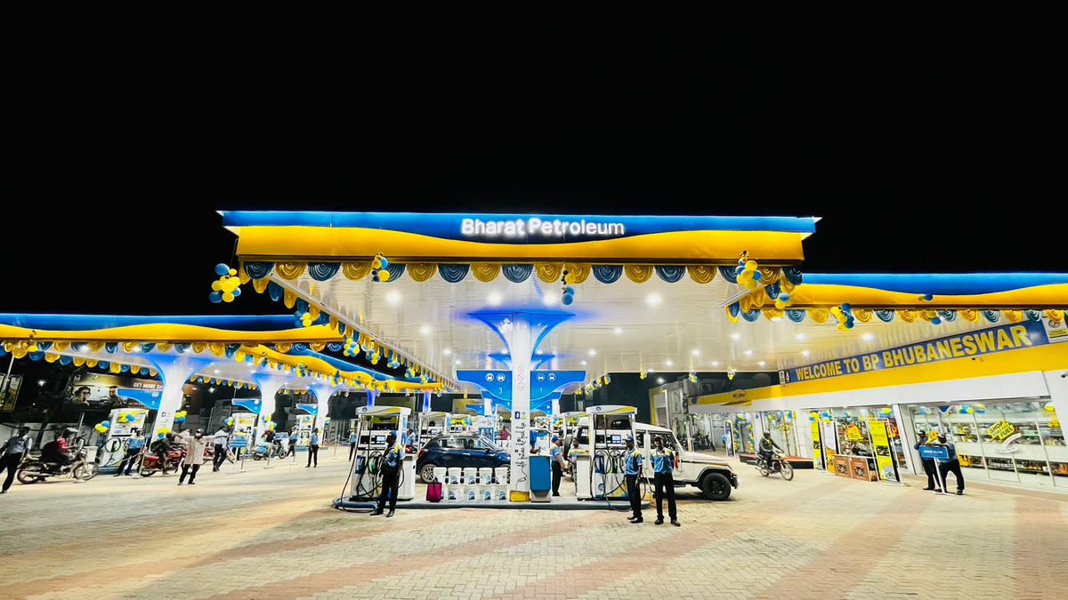 BPCRBhubaneswar's tweet photo. #BPCL welcomes you to the pride of #bhubaneswar city - our COCO in #chandrashekharpur BP-Bhubaneswar which we have revamped recently for our #customers .. @BPCLimited @BPCLRetail invites you to experience the best #fueling service in the city https://t.co/723pWDRMq6