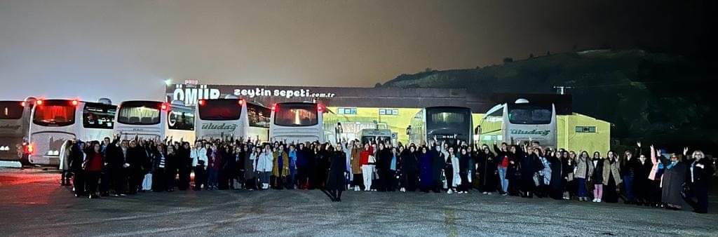 gokayyuksel10's tweet photo. KAÇEP Başkanımız, İlçe KAÇEP Başkanlarımız, yönetimleri ve İlçelerimizden gelen çok kıymetli hanımefendiler 3 Aralık Dünya Engelliler Günü vesilesiyle Milliyetçi Hareket Partisi Genel Merkezimizde düzenlenecek olan panele katılmak üzere yola çıktılar.
Hayırlı yolculuklar dilerim. https://t.co/EvWcCRc2cv