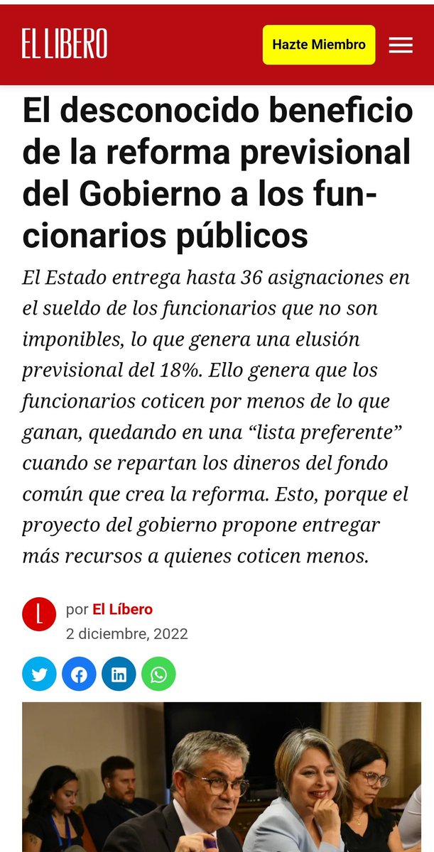 BValeria13's tweet photo. @camila_vallejo @gabrielboric Que lindo, los mismos creadores de la reforma provicional... pagando asignaciones no imponible a funcionarios públicos para aumentar su jubilación mientra el resto de los Chilenos nos 💩.
Boric &amp; Cía. https://t.co/cE93anTKWY