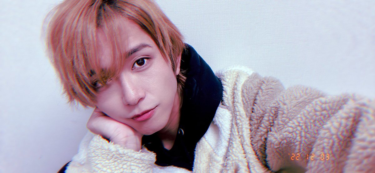st19910406's tweet photo. イオンタウン成田富里さんにて、
特撮Boyzライブありがとうございました‼︎
約3年ぶりに参上‼︎
少しは立派になったかな?
自分ではいまいちわからないけど、
少しでも前に進んでいけるように励むだけ🎆🎇
皆ありがとうね‼︎
絶対に大きくなる‼︎
なりたいじゃないの、なるんだから!
#特撮Boyz https://t.co/bTpeUTRANP
