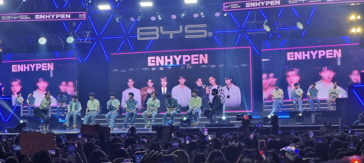 philconcerts's tweet photo. They're finally here! #ENHYPENINMANILA https://t.co/jIEnjhs3tY