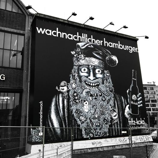 Heute zu verlosen... Ein Fritzkolaüberraschungspaket! Follow + Retweet und ihr seid dabei! Auslosung nächste Woche! Außerdem sammeln wir auch weiterhin Weihnachtsgrüße für Gronkh. Einsendeschluss ist der 11.12.! Wer noch mitmachen will, kann sich gerne melden! Viel Glück an alle!