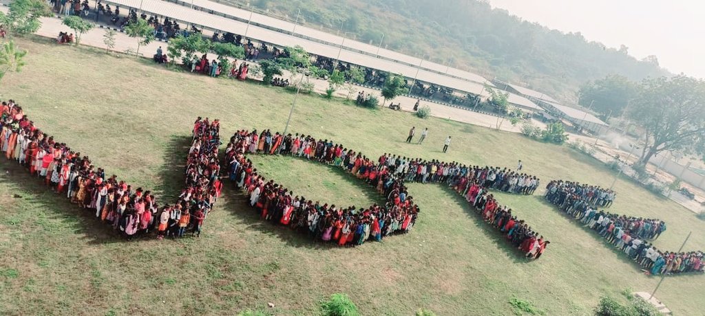 #અવસર_લોકશાહીનો trainees taking oath for voting in upcoming election at 125-Morvahadaf college. <a href="/CollectorGodhra/">Collector Panchmahal</a> <a href="/CEOGujarat/">Chief Electoral Officer, Gujarat</a>
<a href="/ECISVEEP/">Election Commission of India</a> <a href="/SpokespersonECI/">Spokesperson ECI</a> 
#GujaratElections2022 #ProudToBeAVoter  #novotertobeleftbehind #EveryVoteCounts #avsar