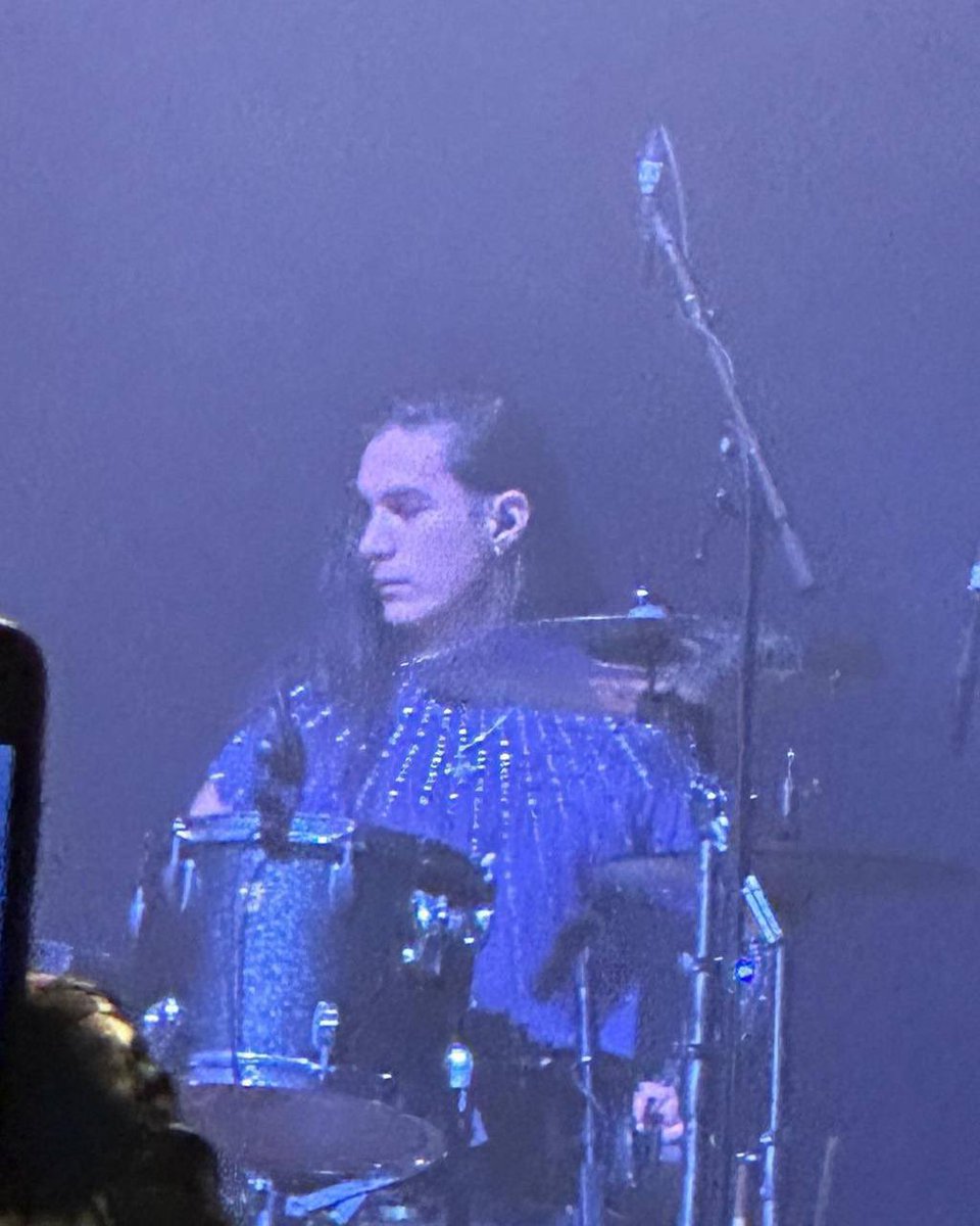 MÅNESKIN OFFICIAL on Twitter "📸 Ethan Torchio tonight on