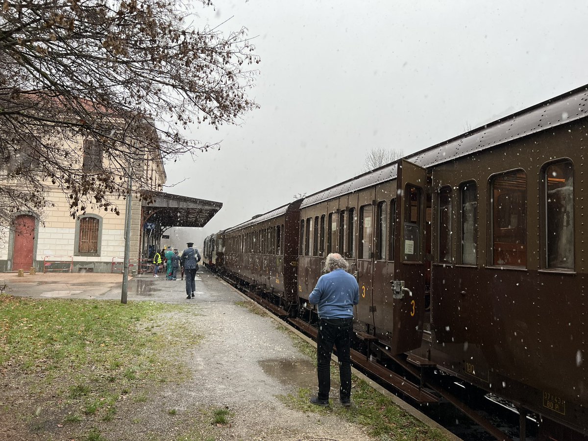 Train touristique du Centre-Var tweet media