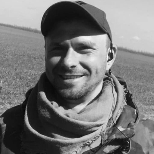 Mace on Twitter "RT EuromaidanPress For love of country they