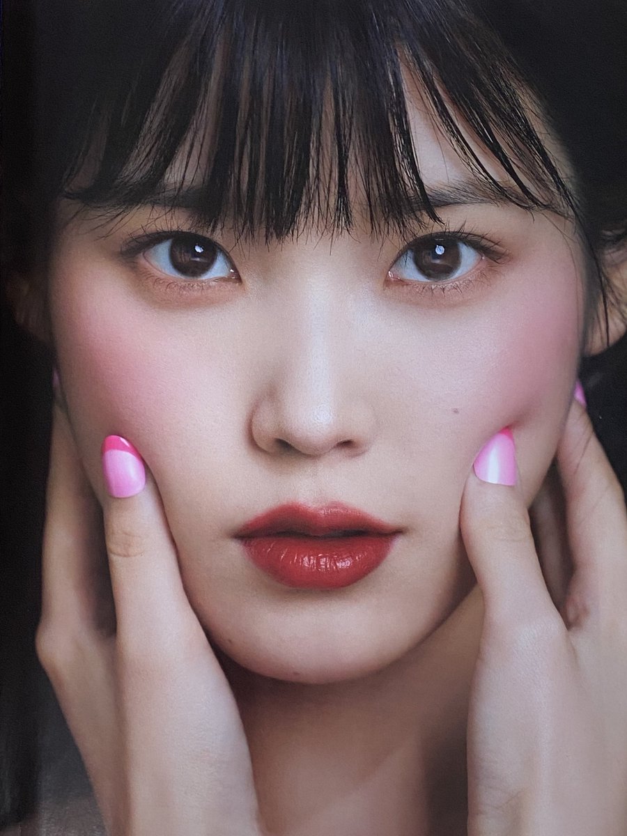 edament_iu's tweet photo. IU ✖ VOGUE KOREA ✖ GUCCI BEAUTY ✨

@_IUofficial 💜

_
#IU #아이유 https://t.co/864O0JxvOR