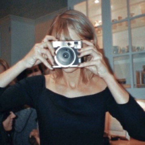 laiaaleraa's tweet photo. Mi era favorita de Taylor Swift: 1989. ¿Alguien que tmb sea su favorita? #TaylorSwift #TaylorSwiftErasTour #1989taylor https://t.co/qR4qxqyEqX