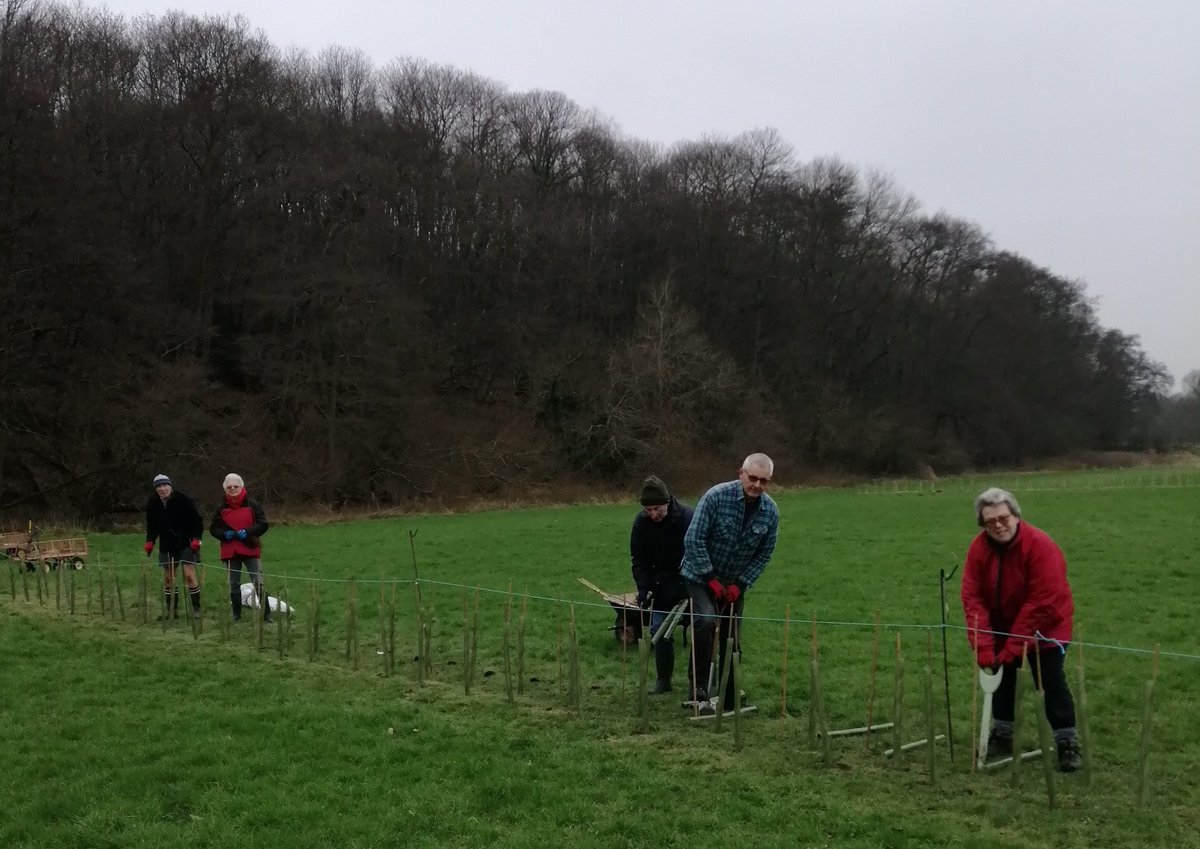 Kentscouts's tweet photo. Come on down to Lower Grange Farm and help plant almost a thousand trees and hedgerow plants!

On Saturday 7th January 2023 between 10.30am and 2pm, come along and help.

For more info and questions please get in touch with rebecca@kentscouts.org.uk https://t.co/l4zB6JxWcB