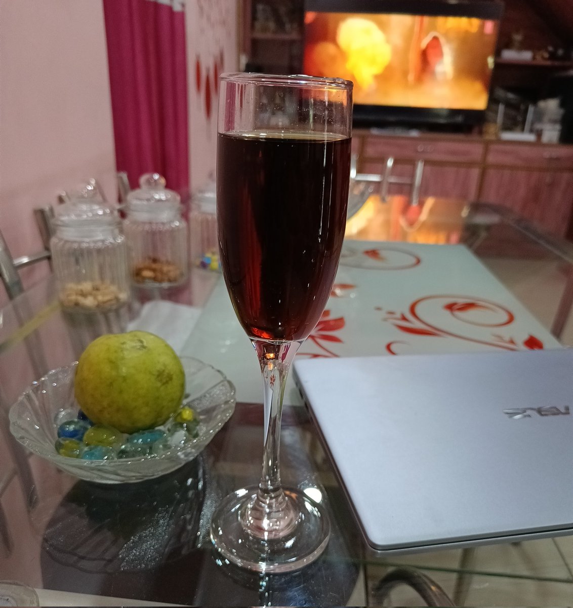 poojakose's tweet photo. ✨ Disconnect to Reconnect ✨

🍷💻 🍒

Insta : @robogirltinker
YouTube : https://t.co/A3wUzGT1je

#worklife #worklifebalance #python #programmer #coding #pythondictionary #python3 #pythonprogramming #programmer #codinglife #laptop #codingdays https://t.co/Mui1g8abDg