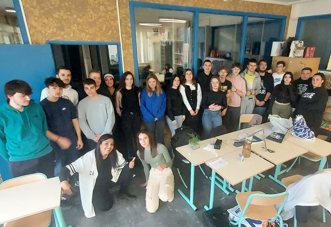 LpMorette's tweet photo. Préparation en cours de notre Marché des Métiers par les élèves de Terminale MCVA - Jeudi 08 Déc -
Pour la Valorisation de la Voie Professionnelle. #bacprocommerce #nosélèvesontdescompétences
Inventaire - mise sous prix - fabrication - plan des stands - ... https://t.co/LRmWsl56yA
