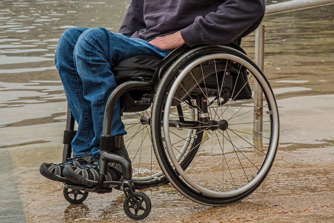 Today is #InternationalDayOfDisability where 
The Government will no doubt tweet how marvellous that is, while:

8 million disabled adults and 300,000 disabled children are trapped in poverty &amp; 600,000 are living on less than £10 a week 

...Because of the government