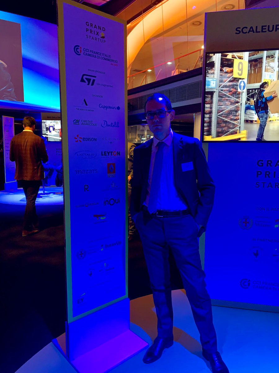 MirkoBaruffini's tweet photo. Ieri sera, nel Palazzo della Borsa, Piazza Affari 6 Milano, sono stato orgoglioso di rappresentare @BePooler_IT @Bepooler al #GrandPrixStartup, organizzato dalla @CCIFranceItalie , su invito di @groupe_lactalis #VentureCapitalist, #Incubatori, #HubTech, #ScaleUp, #startup https://t.co/7gTn7P0wYn