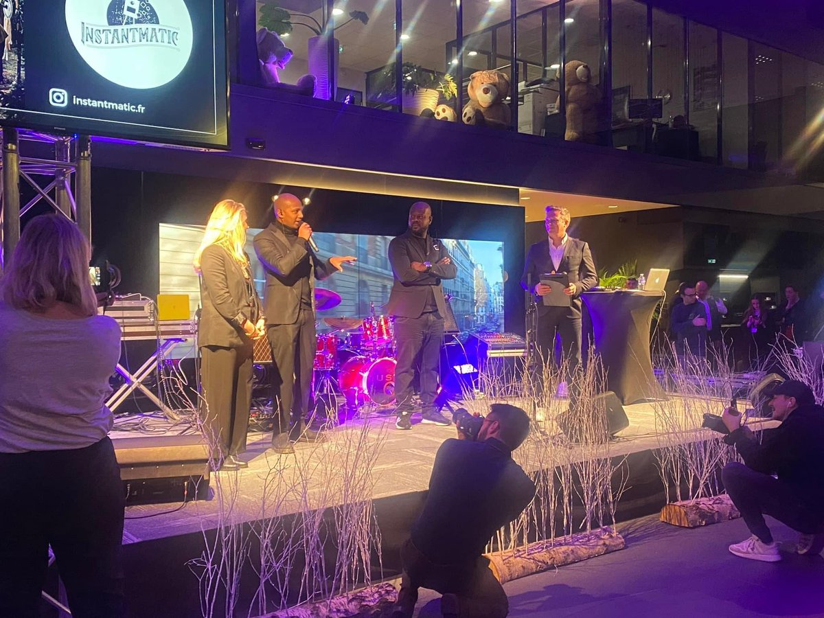 ✅ Exceptionnelle Soirée  « L’Entrepreneuse invite l’Entrepreneur »chez Mercedes Amiens . Une nouvelle génération de Femmes cheffes  d’entreprises qui cassent les codes 🌈 <a href="/CpmeSomme/">CPME Somme</a>