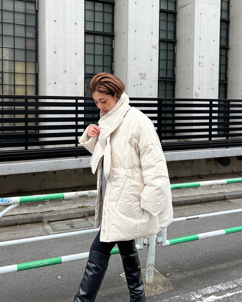 ODORATAofficial's tweet photo. 【Restock item!!!】
大人気アウターが限定数量再入荷決定！
マフラー付きアウターは、2wayで着回しができる万能アイテム！

✔️アイテムをチェック
→ https://t.co/neLB2U1HHM

#ODORATA #オドラタ #アウター #2wayアウター https://t.co/JXfSyo4vYY