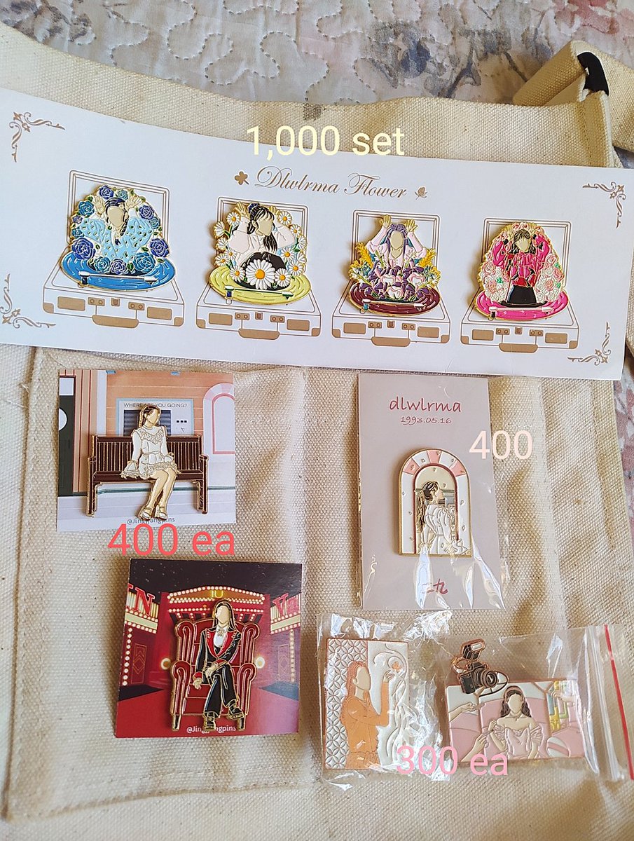 NkTwilight's tweet photo. wts lfb ph | pls help rt💜

iu pins
🫧Comment mine or dm to claim 🫧

iu pins unofficial merch photocards wtb pc wts https://t.co/r3sqrZiqNC