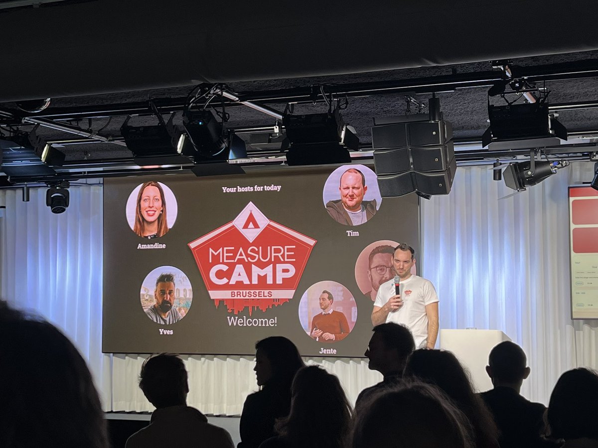 #measurecampbru opening session in Brussels <a href="/MeasureCampBru/">MeasureCamp Brussels</a> #measurecamp