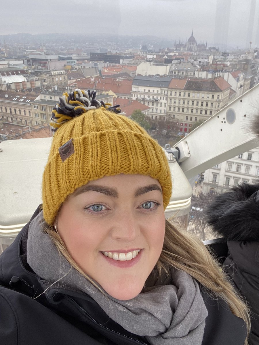 Leaben29's tweet photo. @spiritof58wales Bobble hats on tour 😆 #so58 #wegeteverywhere #budapest 🏴🇭🇺 https://t.co/nO7c9adwaD