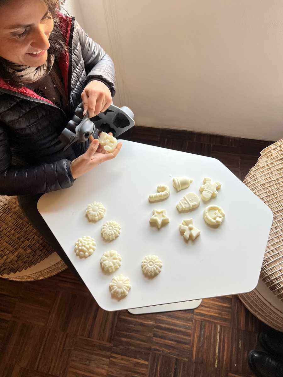 💡Si e concluso il workshop nell'ambito del progetto #medbeesinesshubs @ENICBCMed 

📣 partecipanti hanno avuto  una parte interattiva per mettere in pratica quanto trattato, come: #creazionedisaponeconmiele #tecnicadecoupage. ￼

#onemed #ENICBCMED #EUfunded