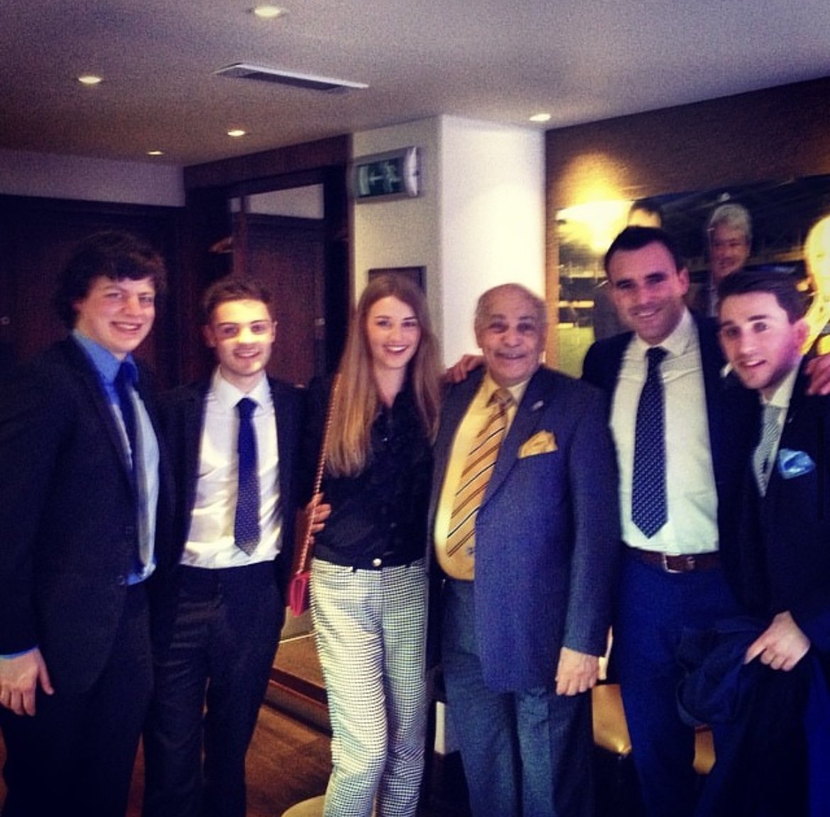 Paul__Barnes's tweet photo. 2/ After the game, in the Chairman’s Suite, then Hull manager Steve Bruce walks in. “Mr Chairman, what did you think of that?” “Sorry Steve, I am with my friends. I will speak with you tomorrow.” We still laugh about it @david_reed @chrissiddall1 @JackThornton03 @acarrera1987 https://t.co/jv33cVc9kD