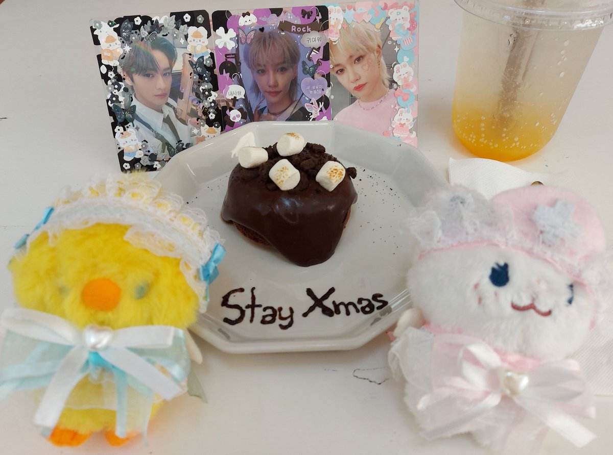 J2aries's tweet photo. เค้กอร่อยมากกกกกกกก
#Christmasforstay https://t.co/ZbPAkPyK1V