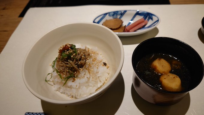 じゃこ山椒飯
大変美味しゅうございましたが胃袋的にいっぱいいっぱいでござる 