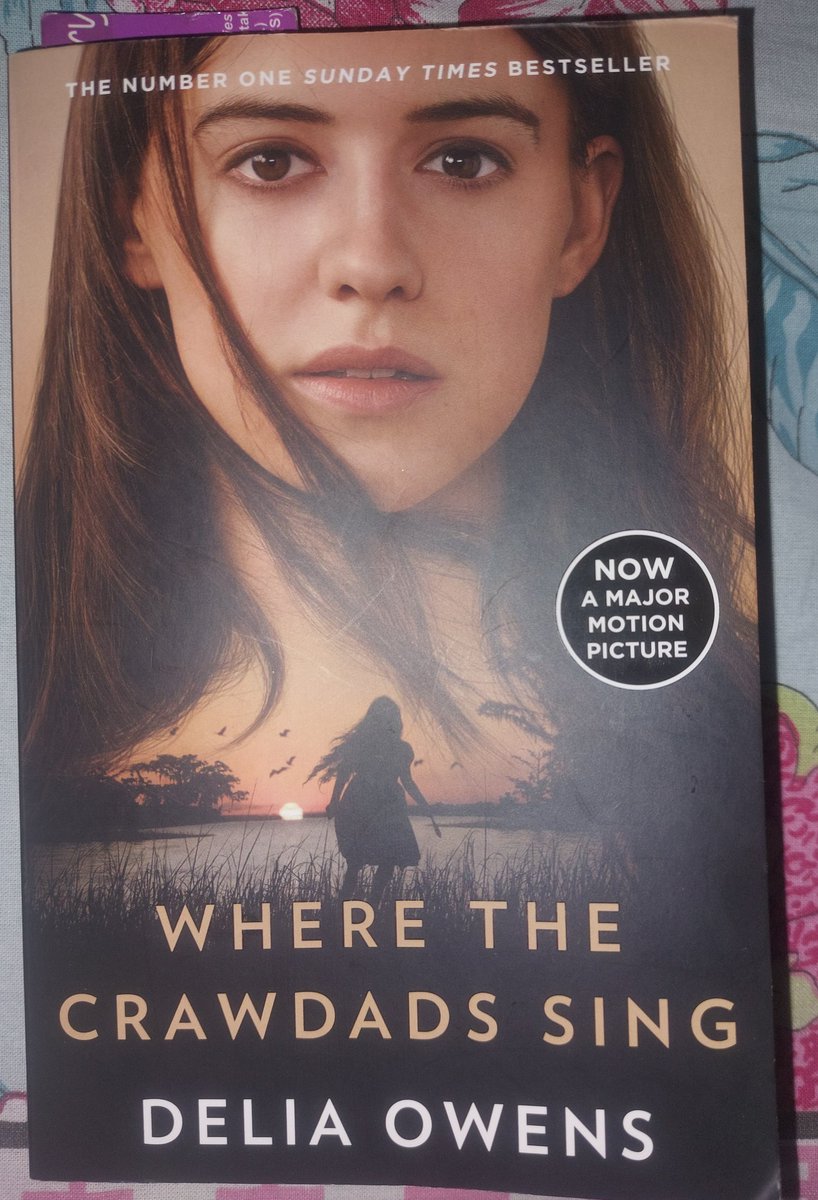 'She'd given love a chance; now she wanted simply to fill the empty spaces. Ease the loneliness while walling off her heart.'
Finally, I'm done reading this beautiful book #wherethecrawdadssing 
#deliaowens 
This book had a little bit of everything : a likeable main character