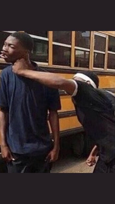 Watch Yazybeats👨🏾‍💻🏁's leaked NSFW photo on TwXstars