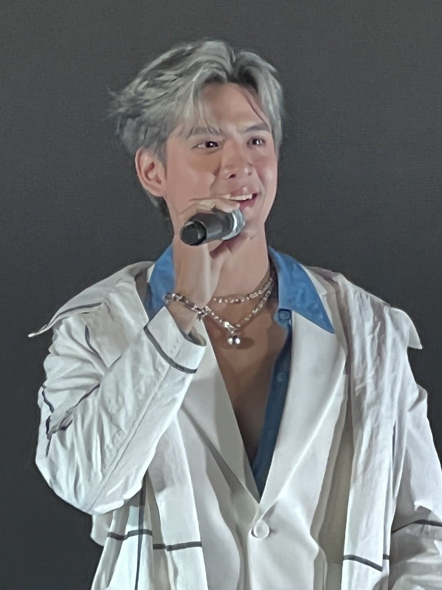 saengsuma's tweet photo. งานวันนี้เราจะเก็บในความทรงจำและจะไปในงานที่ไปได้ อยากให้คุณรับรู้ว่าเราไม่ไ้ด้เพียงเพราะคุณเทียนไม่ได้รักบอสวศินหรือตัวละครใดแต่เรารักที่คุณคือ ฟิล์มธนภัทร  ไม่มีอะไรมาก รัก🧡 เจอกันครั้งที่2 #FilmForFan #FilmsFirstFanMeeting  #FilmThanapat #Filmforfans https://t.co/2sn3OI0KnB