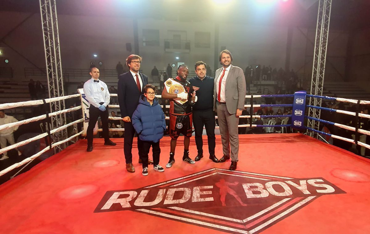 Francisco Gomes conquistou o Título Mundial WBU num grande combate frente a Dani Cuesta. Parabéns! 👏