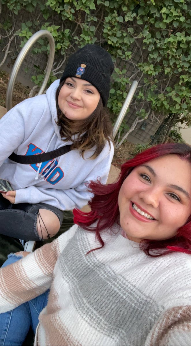 lilyivettec's tweet photo. @zane @HeathHussar @MariahAmato baby we out here!!  We waiting for you! ♥️ #arizona #drinkhappyhour https://t.co/FNwhm79d5Z