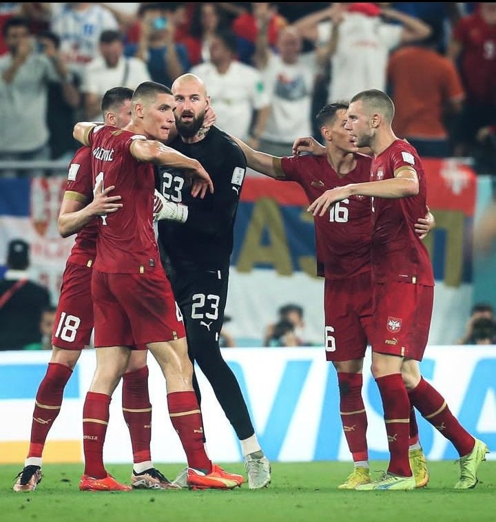 leanwithme2's tweet photo. THREAD

Znam da nikome nije do života, nije ni meni, al kako red nalaže...

Srbija Švajcarska - analiza primljenih golova.

1/6 https://t.co/I7tjTLQVDr
