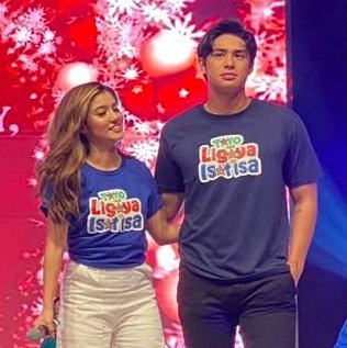 mikaydb's tweet photo. Kayo ang aming ligaya

DONBELLE SA BARRIOFIESTA 

#DonnyPangilinan | #BelleMariano 
#DonBelle | #AILovesDubai 

DONBELLE BUBBLIES #RAWRAWARDS2022 https://t.co/ClnIvKsmHu