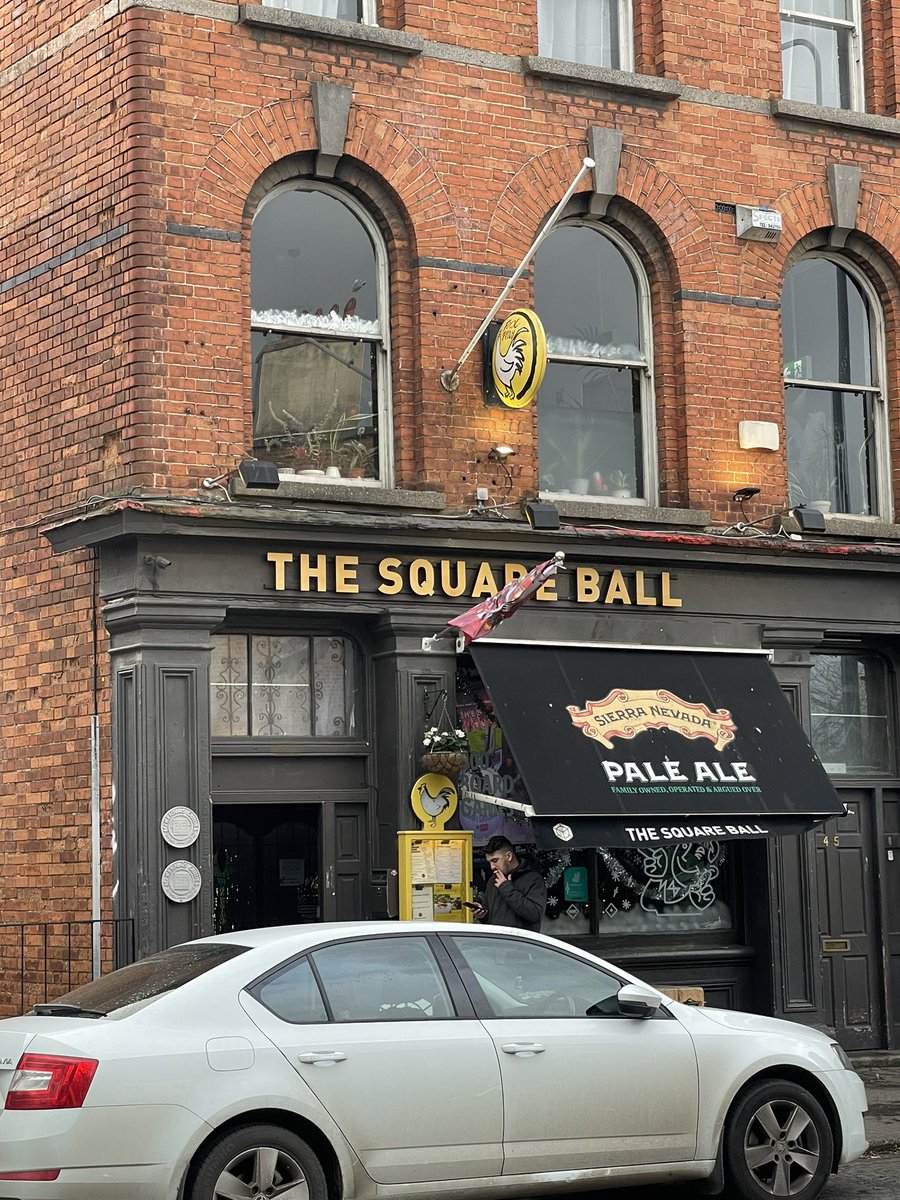 PaulHamilton07's tweet photo. @TheSquareBall have you branched out into bars in Dublin? https://t.co/l0uhgnzxvF