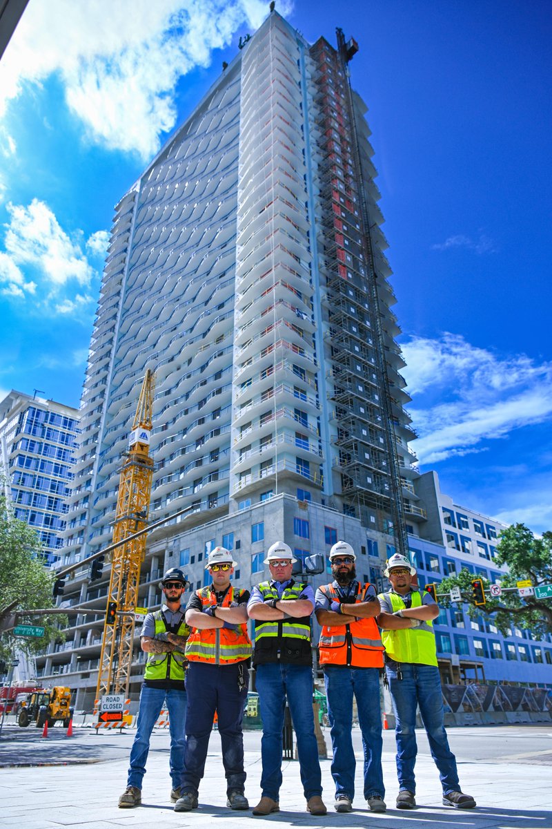 PowerDesignInc's tweet photo. #SaturdayRecap with Power Design πΈ β‘ We're taking a stroll down memory lane + highlighting some of our favorite shots from 2022 across the #Southeast!
π₯ Ascent St.Pete: @GreystarApts
π₯ Aston Martin Residences: @builtbycoastal
π₯ Albion in the Gulch: @ClarkBuilds https://t.co/toPcbnE9Po