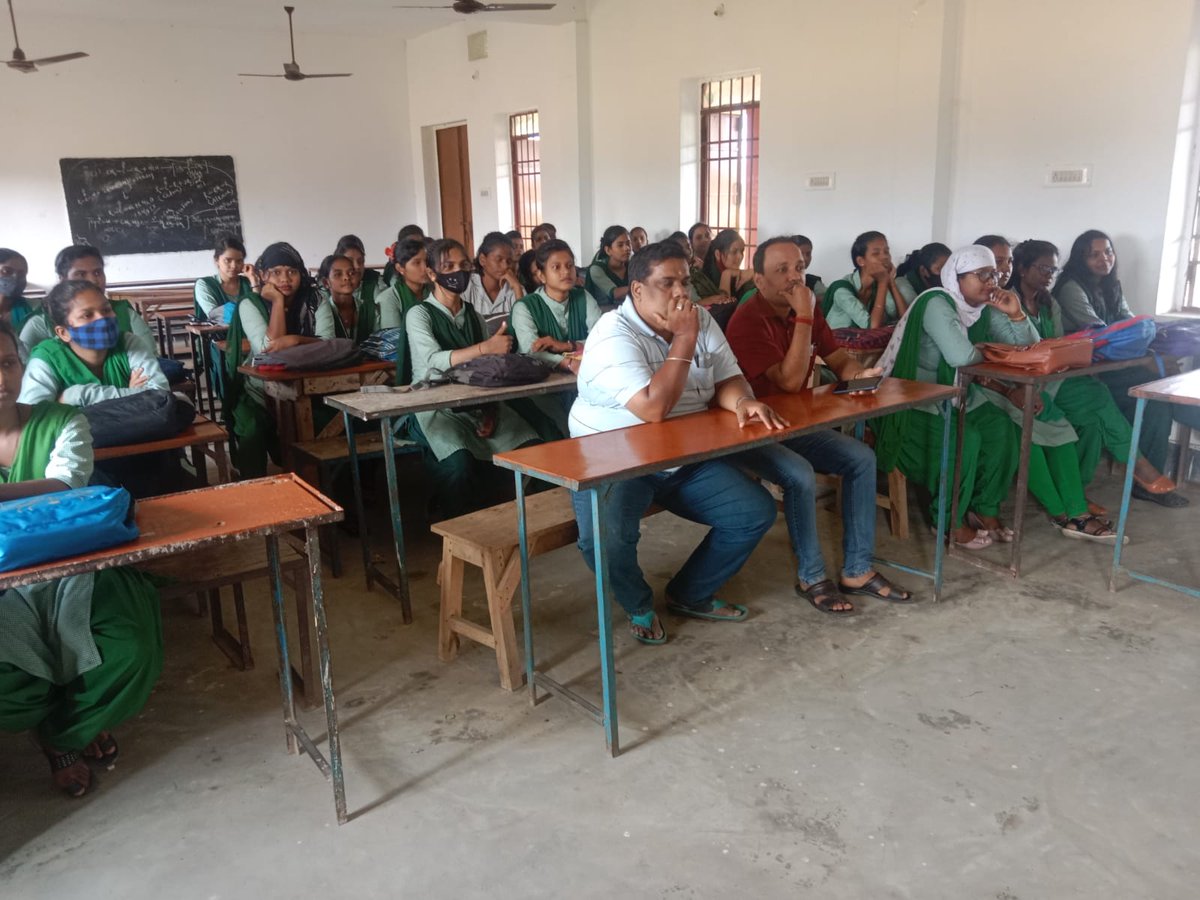 Voters awareness programme at Nigamananda Mahila (Degree) Mahavidyalaya Charichhak.
#NEWVOTER
@Puri_Official <a href="/OdishaCeo/">Chief Electoral Officer, Odisha</a>
