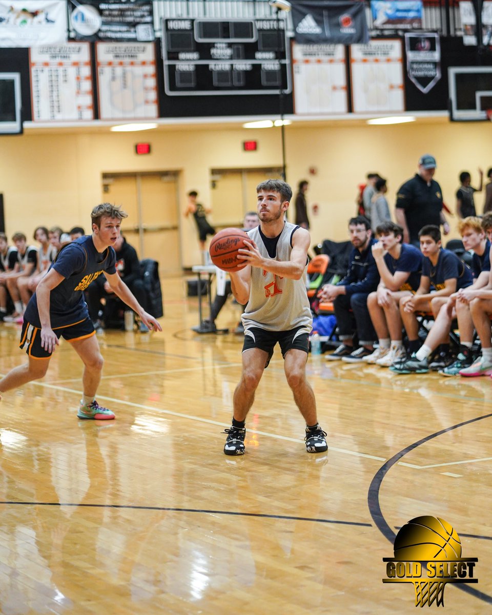 GoldSelectBB's tweet photo. @TecumsehBBall 🏀🔥 #BattleInTheM https://t.co/mgzMraCOdr