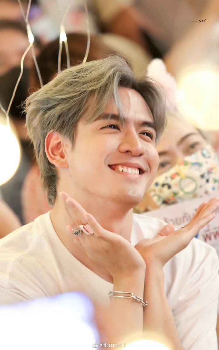 #FilmsFirstFanMeeting #FilmForFan
You deserve everything!
<a href="/film_tnp20/">🎞️ FILM 🎞️</a>