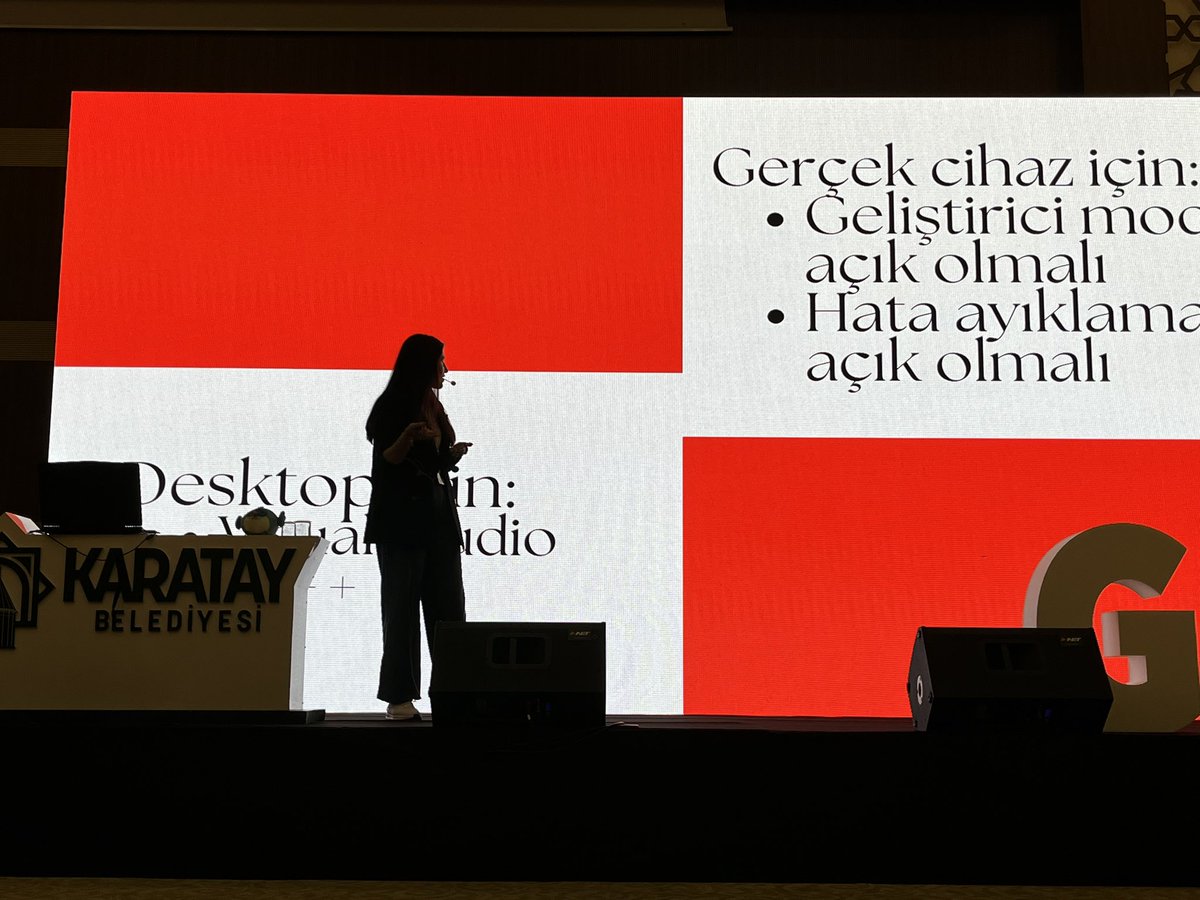 BGoktugOzdemir's tweet photo. Flutter'ı bir kez daha sevdiren harika bir konuşma 💙
Ağzına sağlık Kadriye (@kadriyemct) 🎉
#DevFest2022 #DevFestKonya https://t.co/kkrXHyiH0w