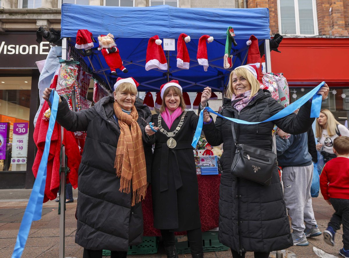 The Henry St Christmas Market is officially open! <a href="/LordMayorDublin/">Lord Mayor of Dublin</a>