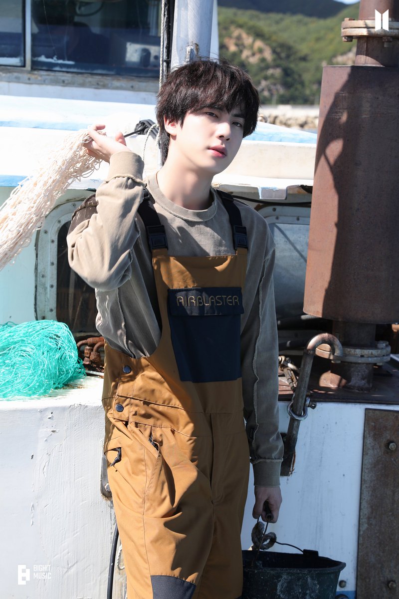 seokjinism1's tweet photo. Photo-Folio Me, Myself, and Jin ‘Sea of JIN island’ Behind The Scenes

Happy birthday JIN
#SuperstarJinDay
#TheAstronautDay
#WorldwideArtistJin
#ForeverBoyJin
#NoOneElseButJin
#NationalTreasureJin
#VocalKingJin
#GlobalHitmakerJin
#WorldwideLegendJin
#ShiningMoonJin https://t.co/cJn72ovbLq