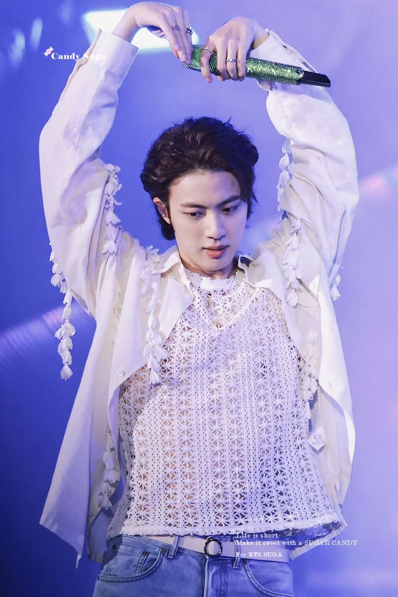 candySUGA309's tweet photo. 221204 김석진 생일 축하해요 🎂 
HAPPY BIRTHDAY TO KIM SEOKJIN

#미의남신지구강림의날
#우주에서_석지니가_내려와요
#석지니생일우떤데 
#안녕_우리의우주석진아_생일축하해 #함께라서더아름다운_석진이의_31번째생일 https://t.co/B2vBul2UgD