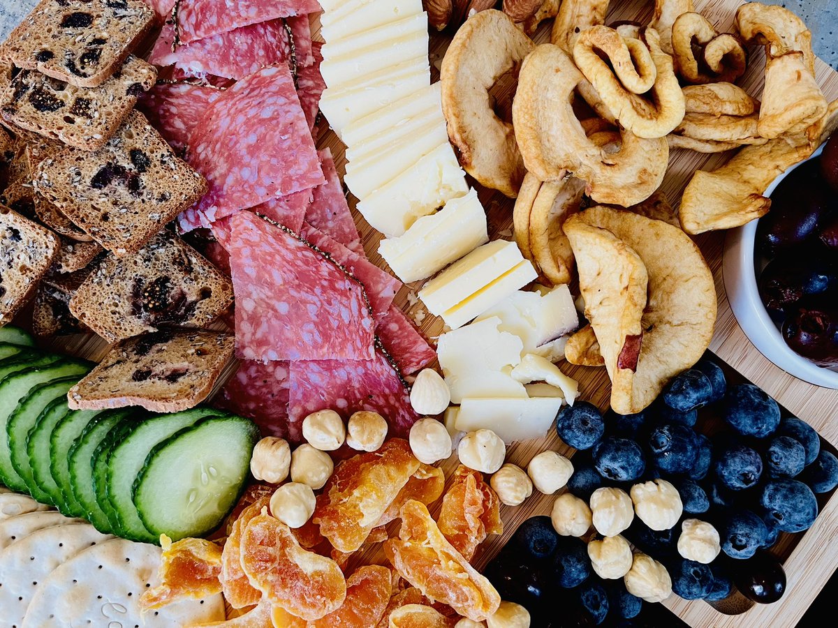 naomi-kowles-on-twitter-not-a-game-without-a-spread