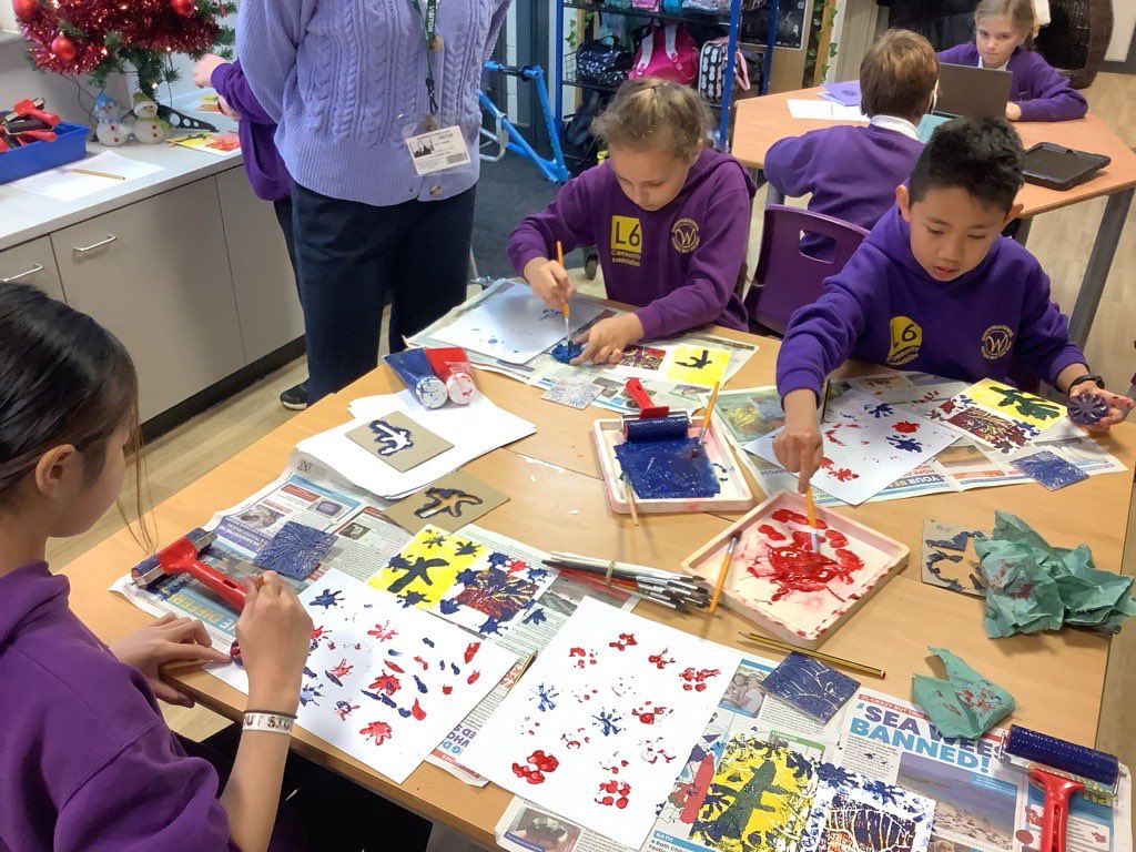 WhitefieldPS's tweet photo. Completing our landscape pictures using 4 different printing techniques! Can you name them all? #wpsart #cuspal https://t.co/qPosmXpbZx