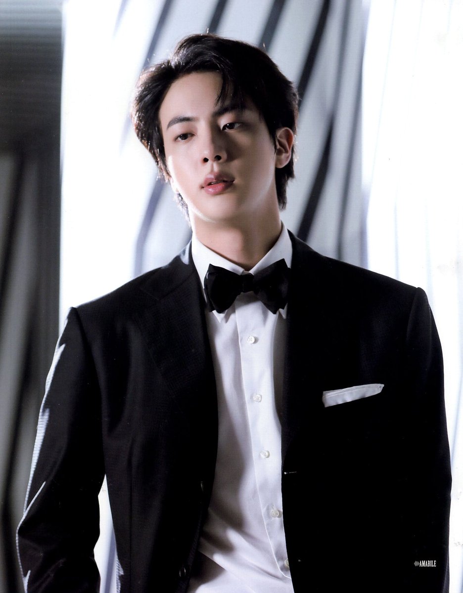 lundi13_'s tweet photo. #HappyJINday ♡ https://t.co/GffyFqgIBu